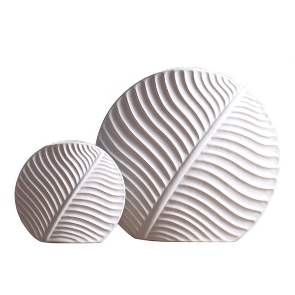 Nordic Minimalist Ceramic Leaf Vase – Elegant Home Decor